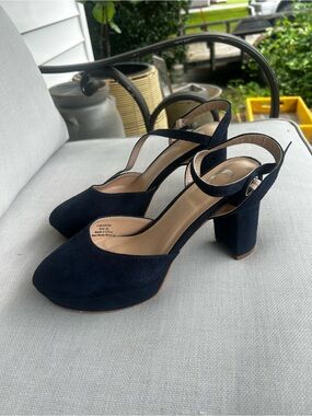 Classic Navy Suede Block Heel Slingback Pumps - Women